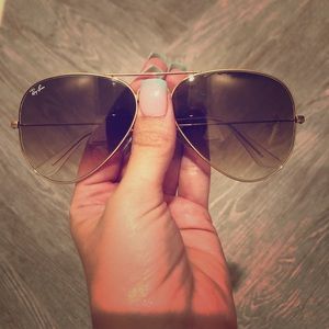 Ray-Ban Aviators RB3025